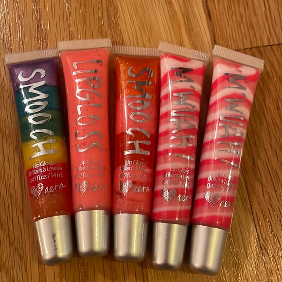 Aeropostale Other - 🎉HP🎉 🆕 Aero Lip Gloss Set of 5